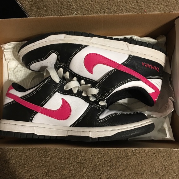 Nike I.D. Tennis shoes - Picture 3 of 4